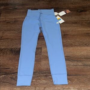 Vuori Sky Blue Leggings XS NWT